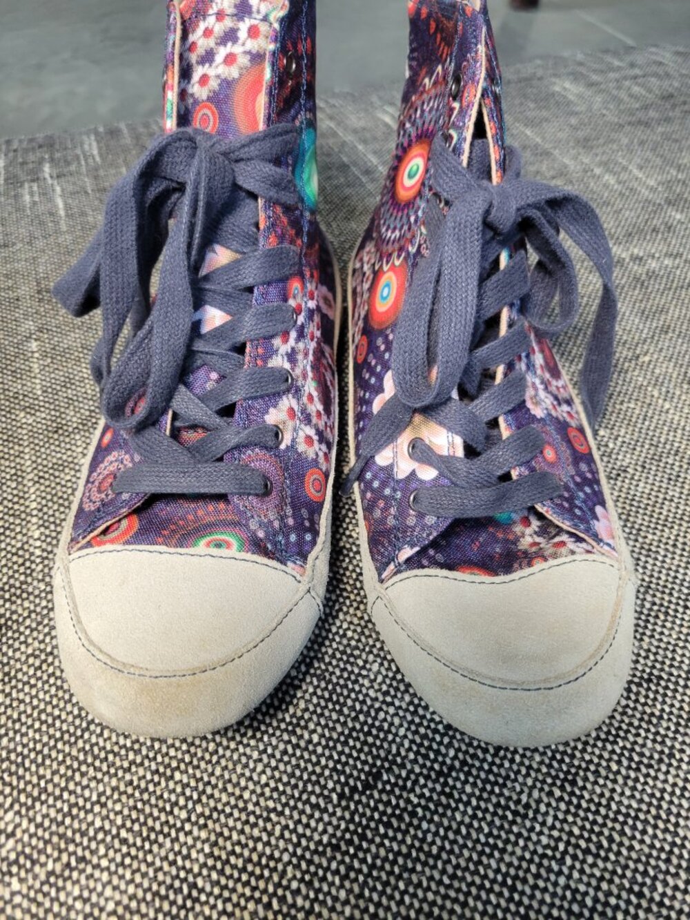 Desigual Mandala Print High Top Sneakers Canvas Suede Women's EU 39 ~US 8-8.5 - Picture 2 of 11